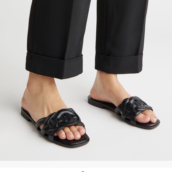 Nordstom Carolina slide. Black. Size 8 - Picture 3 of 3